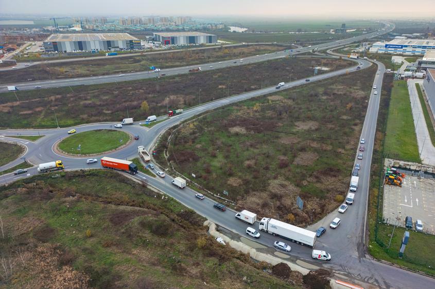 Teren Construcții intravilan de 37708 mp, în Ștefăneștii de Jos