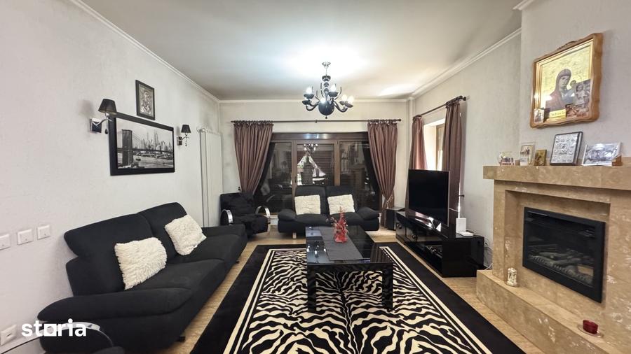 Casă cu 5 camere cu Teren 700 Mp în Crevedia