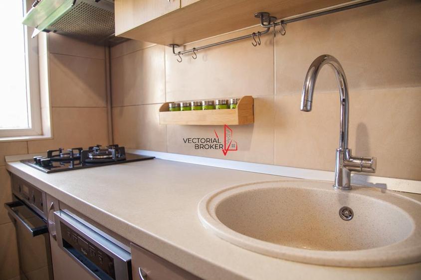 Apartament cu 2 camere decomandat, mobilat în Basarabia