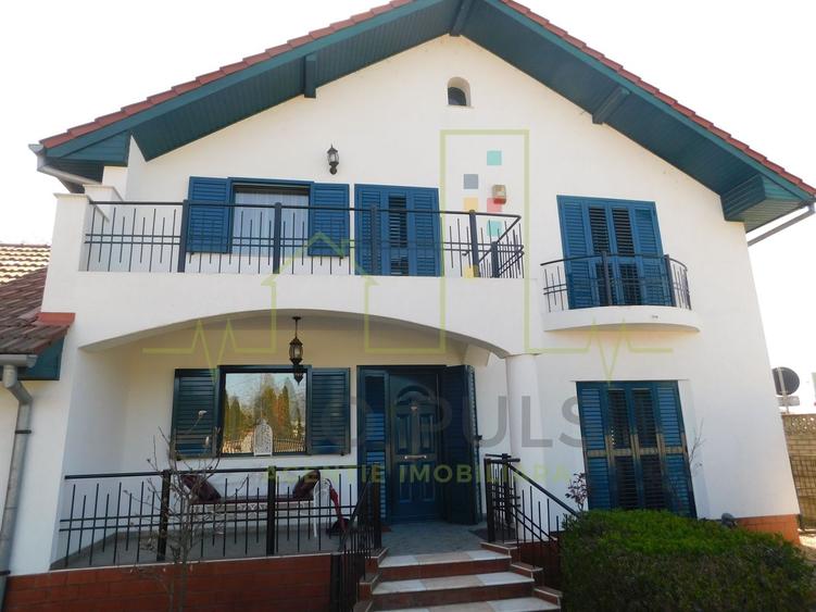 Casă individuală cu 4 camere cu Piscina în Braytim