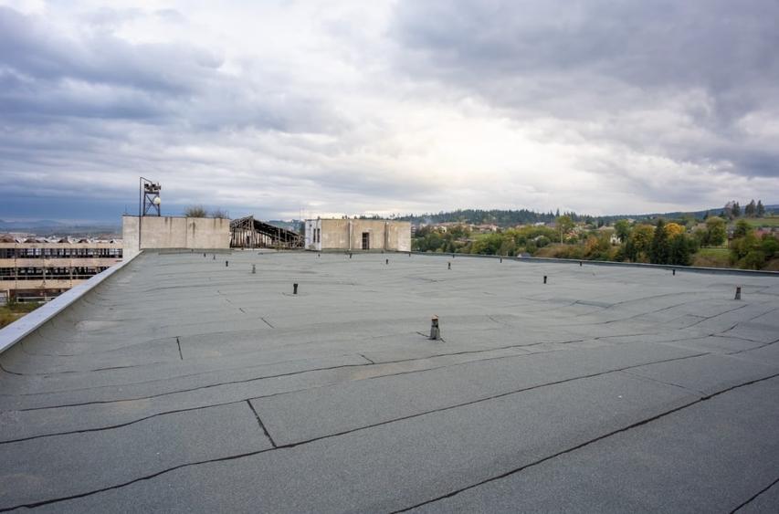 Spațiu industrial, de 5,178 mp, în Toplița