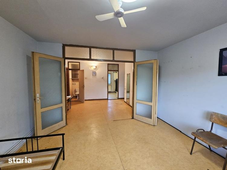 Apartament cu 3 camere decomandat în Mihai Eminescu