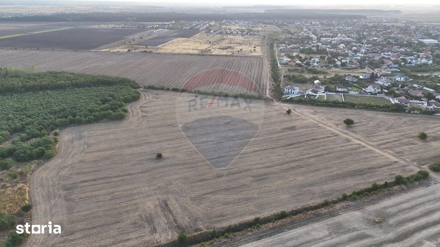 Teren de 40300 mp, în Corbeanca