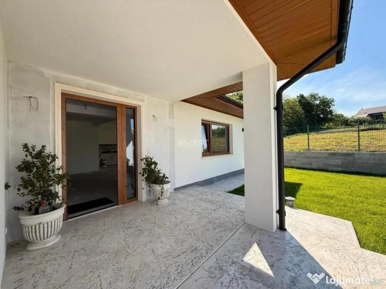Casa individuala cu 4 camere ?i 2 bai - 1000MP teren, B? - 10