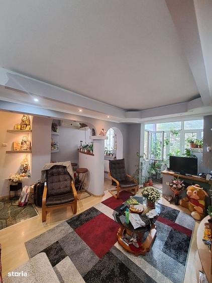 Apartament cu 4 camere în Tecuci