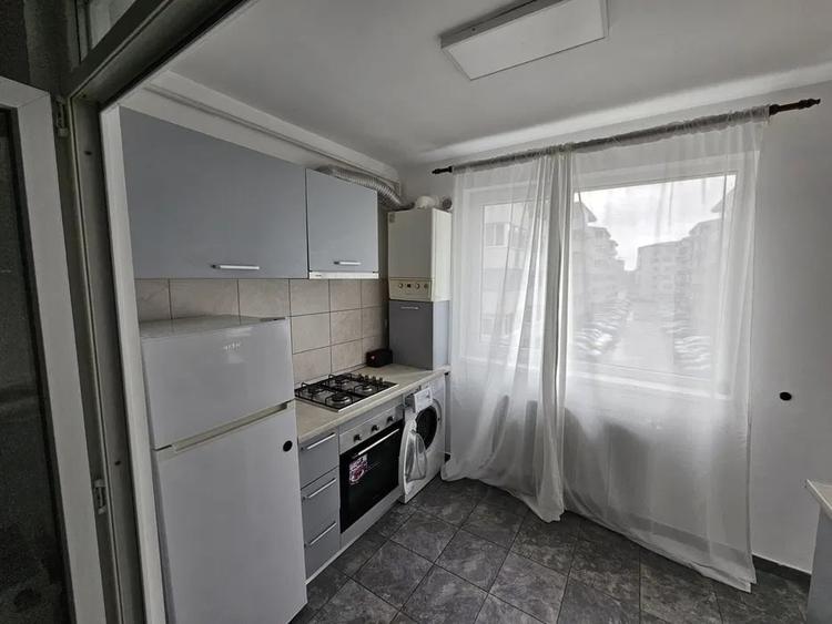 Apartament 2 camere, 50 mp, semidecomandat, parcare, centrala, Viva Residence - 4