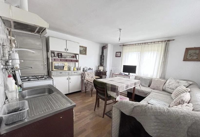 Casă cu 4 camere cu Teren 1439 Mp în Dealuri Oradea