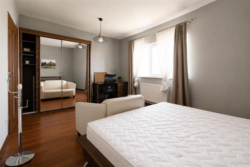 Apartament cu 2 camere semidecomandat în Zorilor