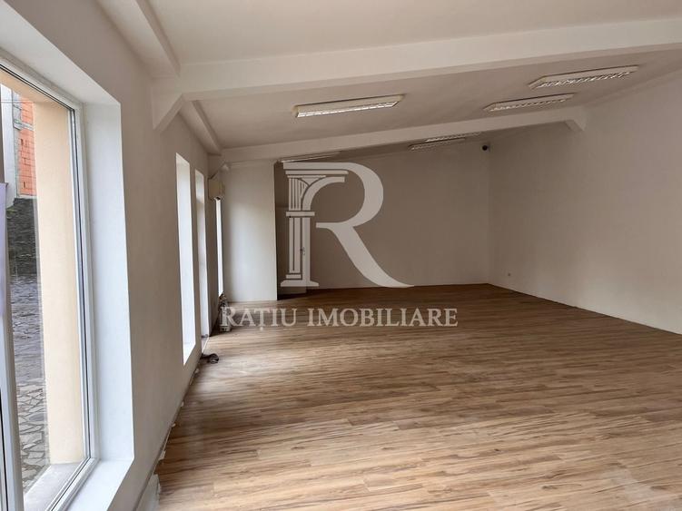 Spațiu comercial, de 89 mp, în Decebal