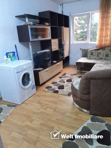 Apartament cu 4 camere semidecomandat, mobilat în Mănăștur