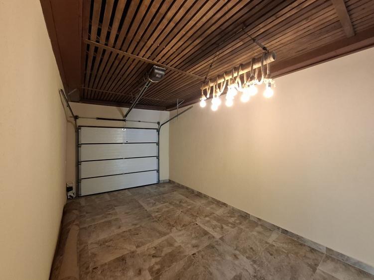 Casă individuală cu 4 camere cu Canalizare în Brătianu