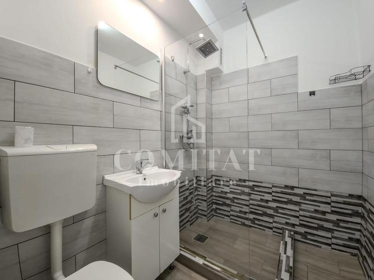 Apartament cu 3 camere decomandat, mobilat în Horea
