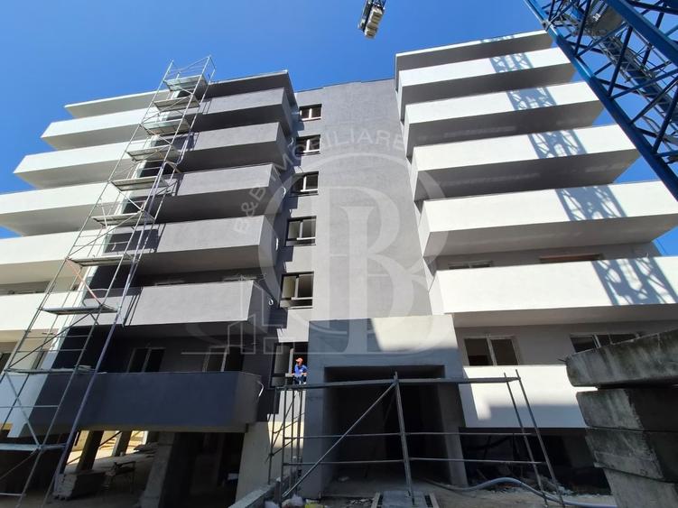 Apartament cu 3 camere decomandat în Theodor Pallady