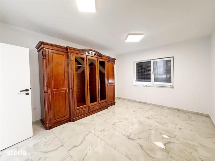 Spațiu comercial, de 85 mp, în Central