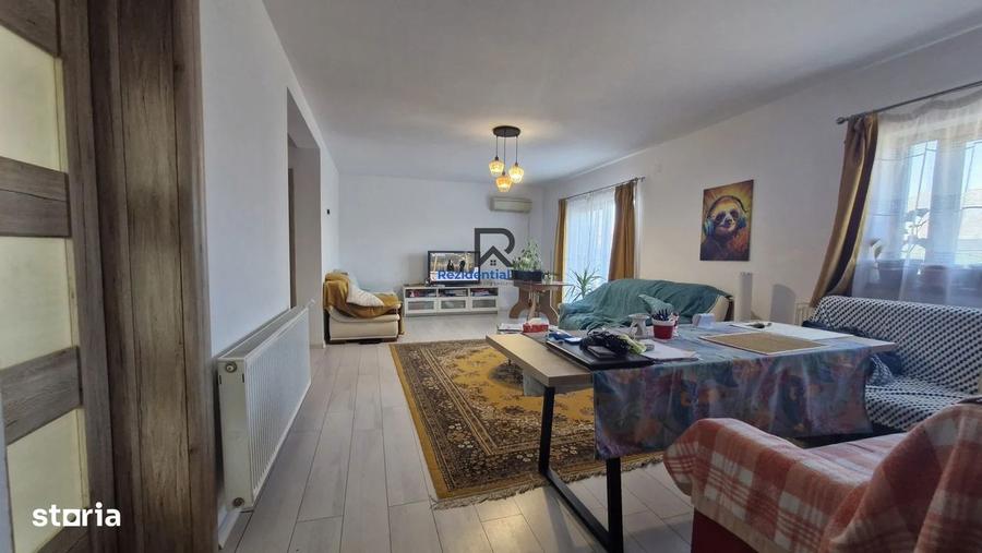 Casă cu 4 camere decomandat cu Teren 250 Mp în Moara Vlăsiei