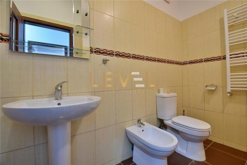Apartament cu 3 camere decomandat, mobilat în Herăstrău