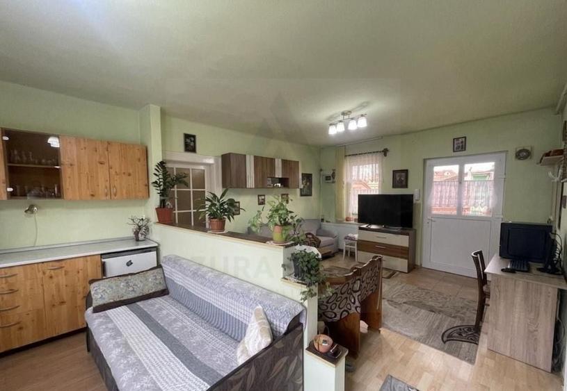 Apartament cu 2 camere decomandat, mobilat în Terezian