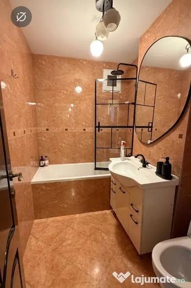 Apartament cu 3 camere decomandat în Obcini