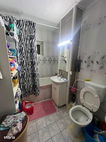 Apartament decomandat, Sarari-Henri Coanda,coloana gaze,etajul 2/4 - 2