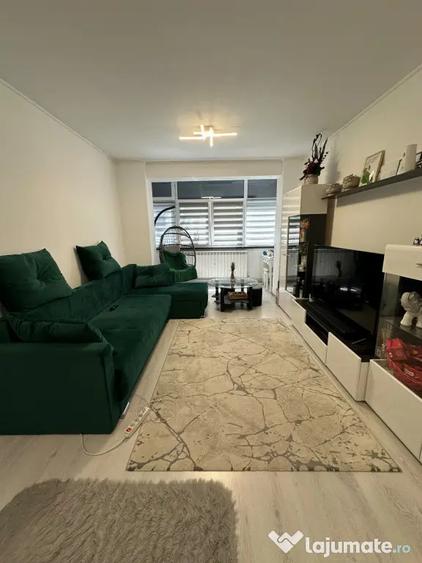 Apartament cu 2 camere semidecomandat în Calea Galați