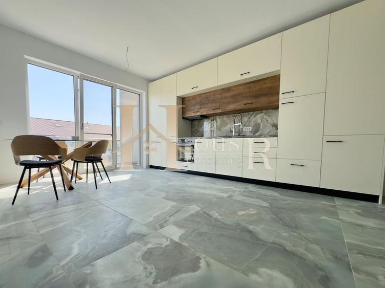 Apartament cu 2 camere decomandat în Giroc