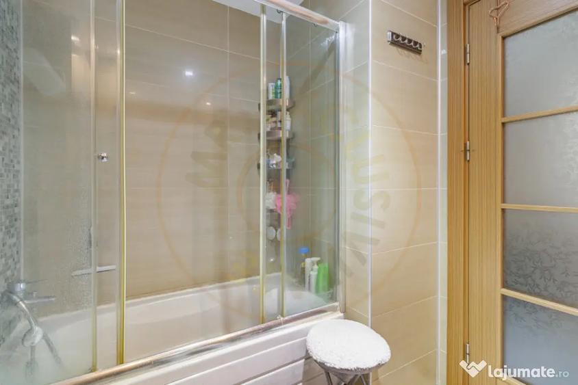 Apartament cu 3 camere semidecomandat, mobilat în Ștefăneștii de Jos