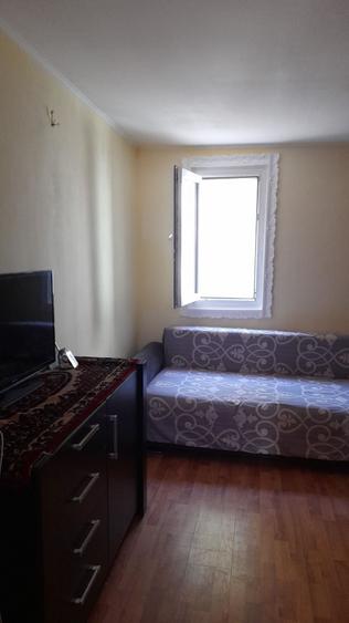Casă cu 2 camere cu Teren 50 Mp în Vitan
