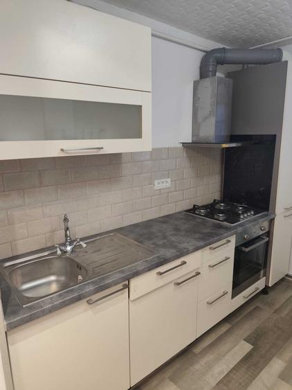 Apartament cu 2 camere decomandat în Drumul Taberei