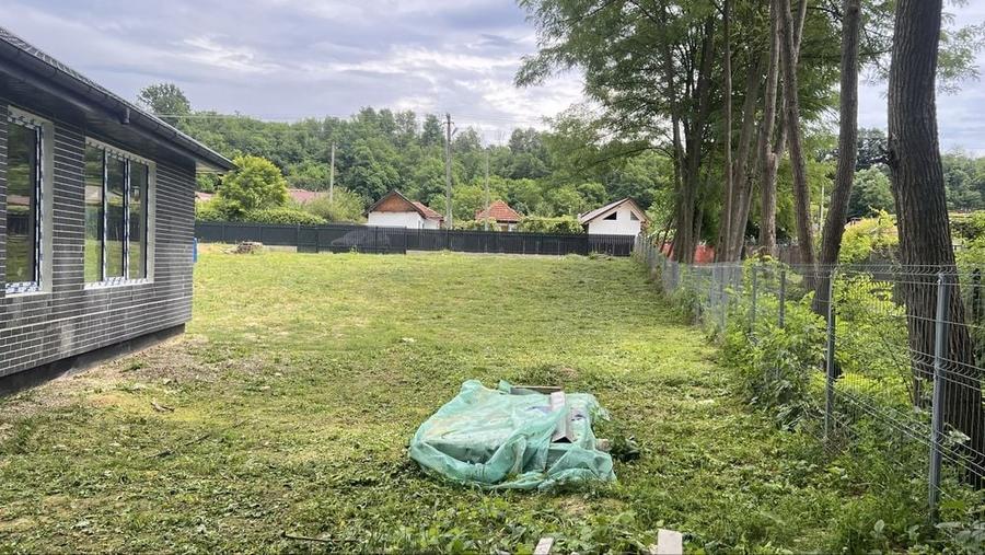 Casă cu 3 camere în Tisău