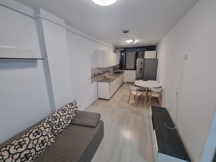 Apartament cu 2 camere semidecomandat în Cug