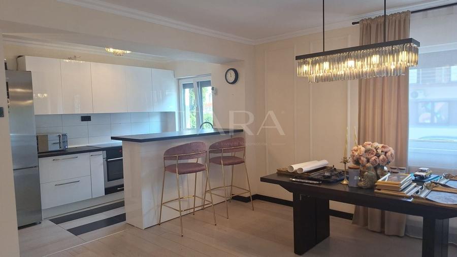 Apartament cu 3 camere decomandat, mobilat în Bună Ziua