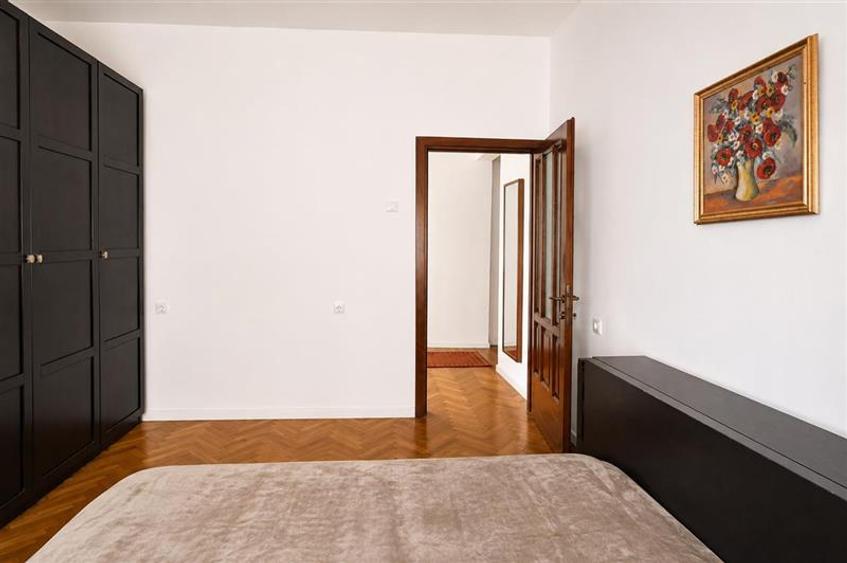 Apartament cu 2 camere decomandat, mobilat în Centrul Istoric