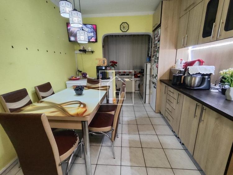 Apartament cu 2 camere decomandat, mobilat în Valea Aurie