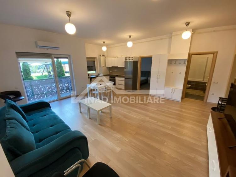 Apartament cu 2 camere semidecomandat, mobilat în Mănăștur