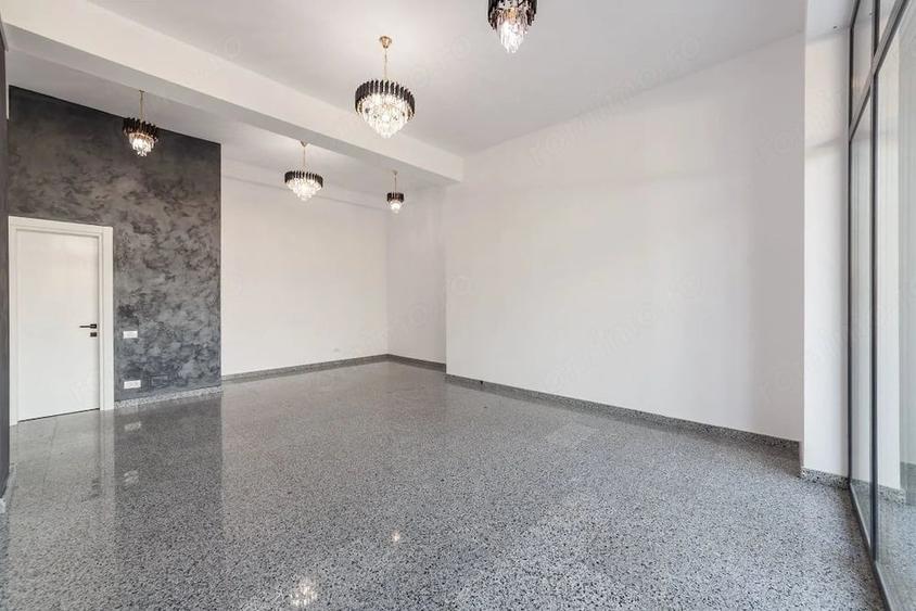Spațiu comercial, de 34.2 mp, în Frații Golești