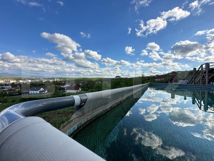 Casă individuală cu 4 camere cu Canalizare în Vulcan