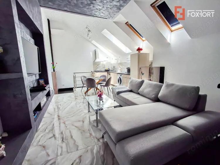 Casă cu 4 camere cu Teren 288 Mp în Sinaia