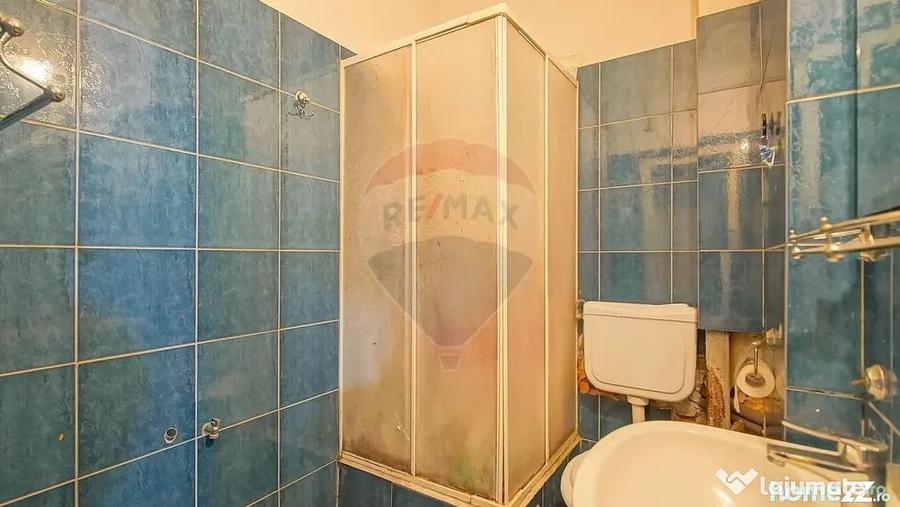 Apartament cu 4 camere decomandat în Dealul Cetății