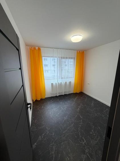 Apartament cu 4 camere decomandat în Militari