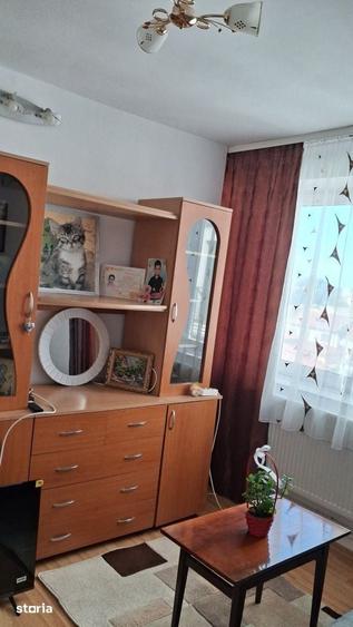 Apartament cu 2 camere semidecomandat în Tomis I