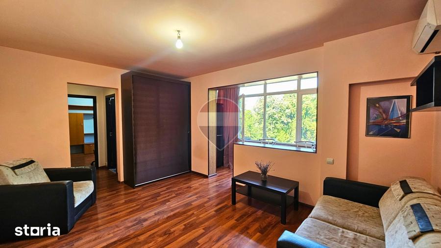 Apartament cu 2 camere semidecomandat în Andrei Mureșanu