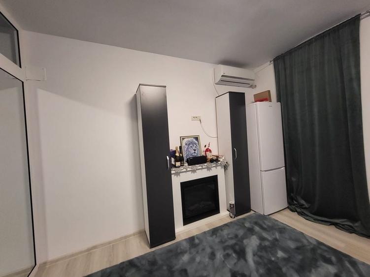 Garsonieră semidecomandată în Central