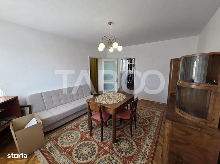 Apartament cu 2 camere semidecomandat în Central