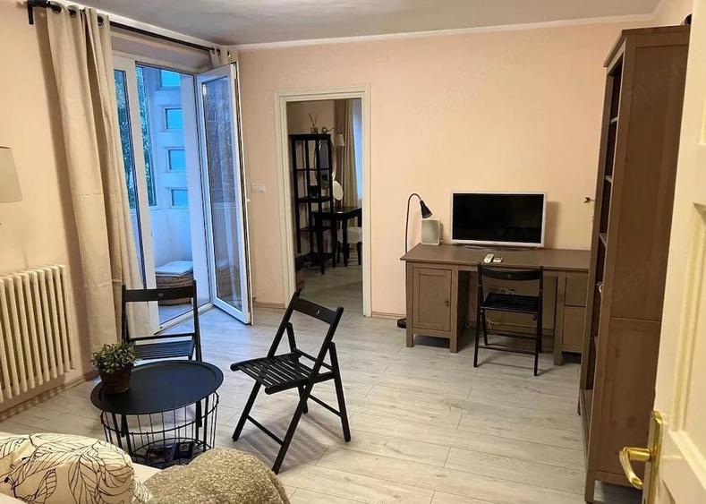 Apartament cu 2 camere semidecomandat în Magheru