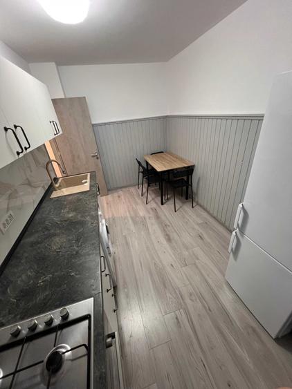 Apartament cu 2 camere decomandat în 1 Decembrie 1918