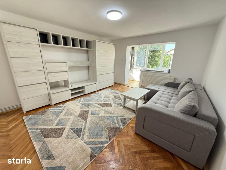 Apartament cu 3 camere decomandat, mobilat în Complex Studențesc