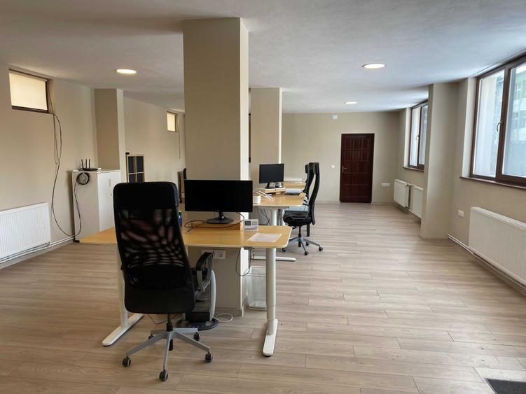 Spațiu comercial, de 125 mp, în Jigodin-Băi