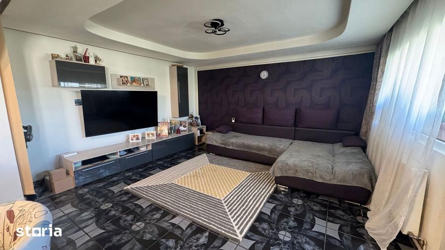 Apartament cu 3 camere, mobilat în Colentina