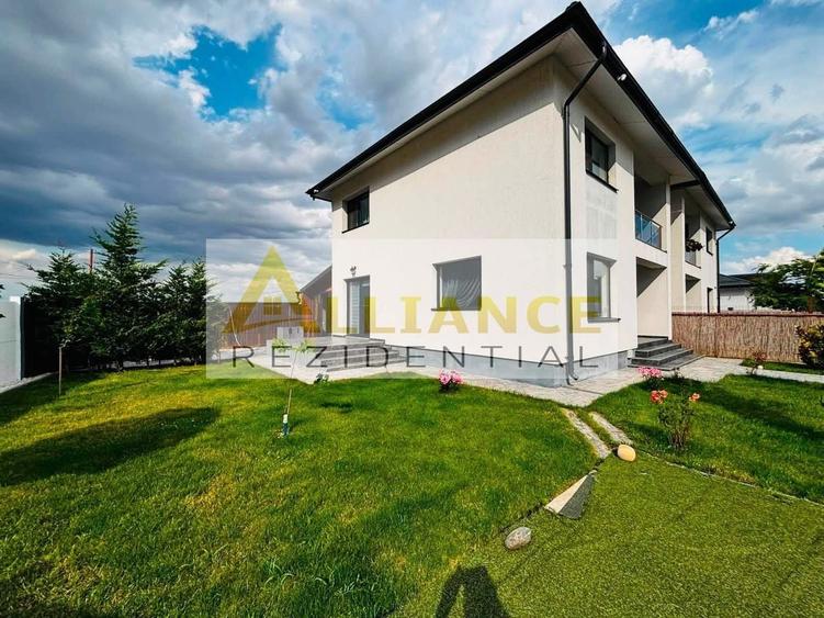 Casă individuală cu 4 camere cu Canalizare în Berceni