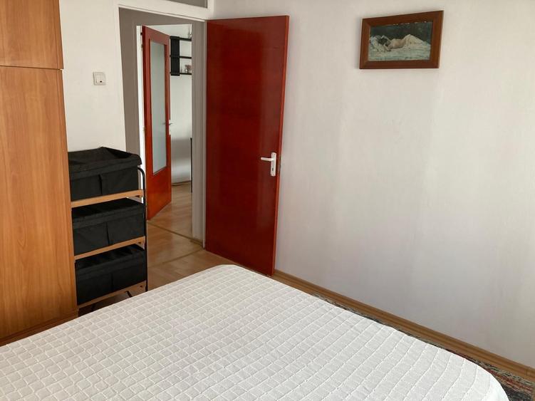 Apartament cu 2 camere semidecomandat în Brâncoveanu